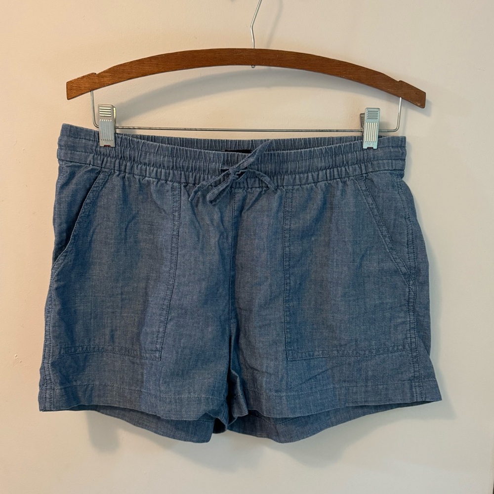 J. Crew blue chambray drawstring shorts, size small